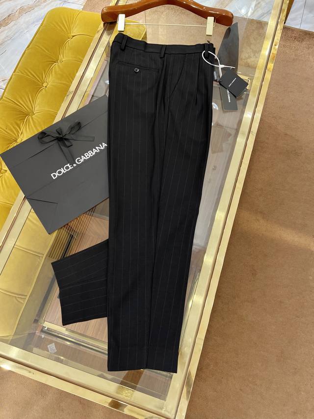 1964Ss新款时尚休闲裤 羊毛条纹面料定织 九分裤吊裆设计 上身秒变潮男 拉链细节全部对版 限量发售 码数44-52